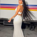 Nicole Scherzinger Instagram – Let’s get a little commotion for these inches of hair 💁🏽‍♀️🙌🏽