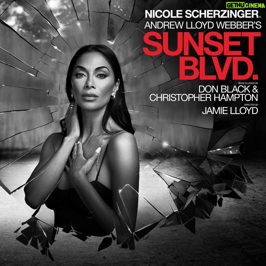 Nicole Scherzinger Instagram - “It’s just the beginning” - cannot believe we begin our live preview shows tonight for @sunsetblvdmusical 🥀🖤 Can’t wait to see you all there!