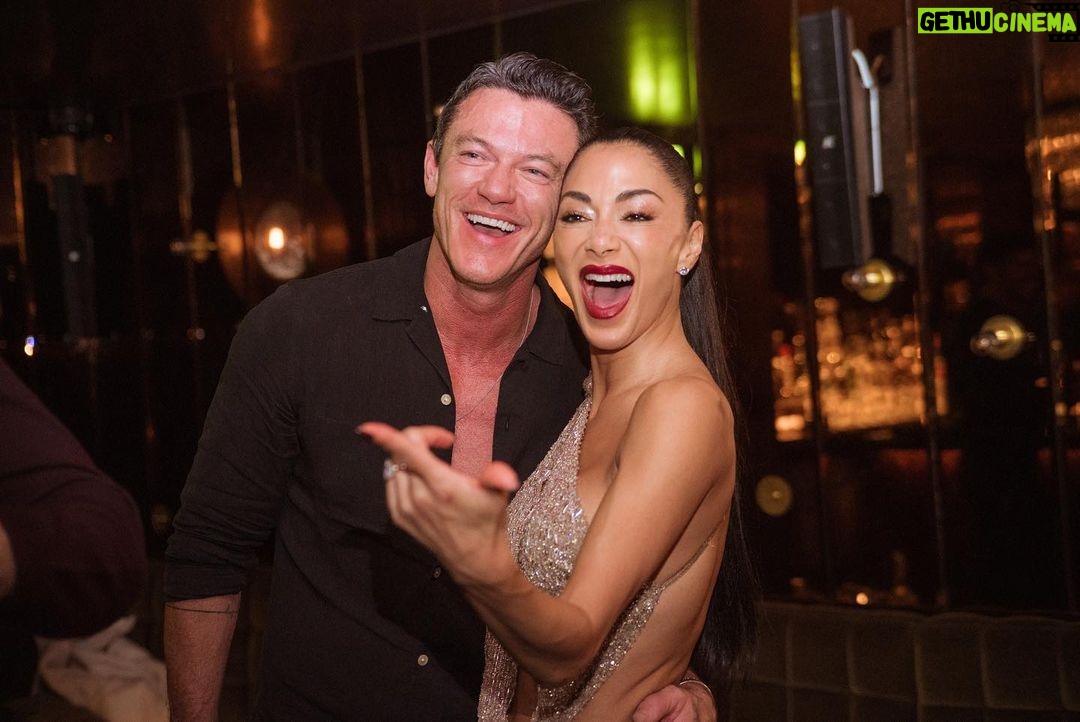 Nicole Scherzinger Instagram - @sunsetblvdmusical knows how to after party! 🖤🍾