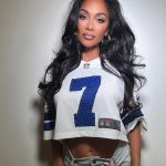 Nicole Scherzinger Instagram – Tonight’s @NFL look for @maskedsingerfox 🦋💫

My glam team never misses 🏈