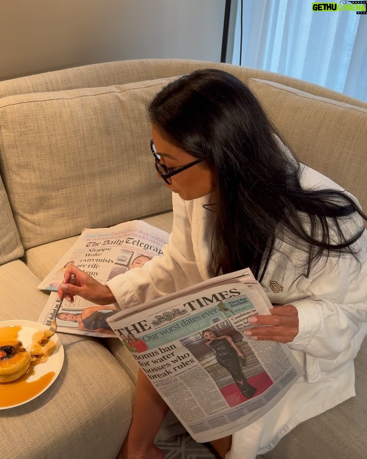 Nicole Scherzinger Instagram - Yesterday, waking up to the morning paper 🥞