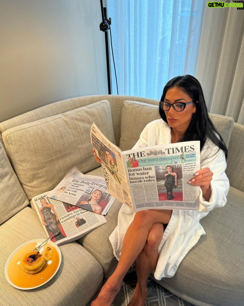 Nicole Scherzinger Instagram - Yesterday, waking up to the morning paper 🥞