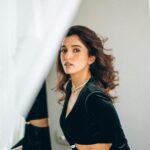 Nidhi Shah Instagram - A bunch of moods🖤🖤. . . Captured by - @bharat_rawail Styled by - @stylistshikhar