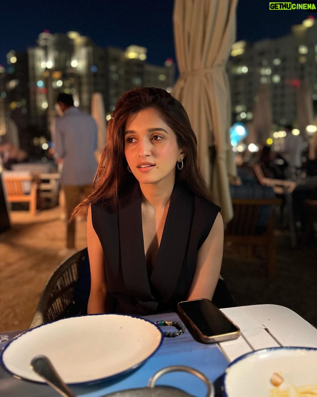 Nidhi Shah Instagram - Beachy Bliss Moments 🫶 The Palm Jumeirah, Dubai, UAE