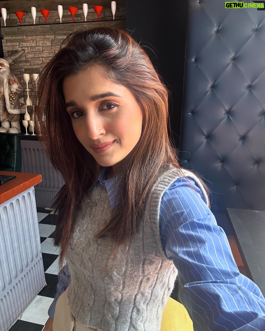 Nidhi Shah Instagram - Reflecting on today’s moments. . . . #bts