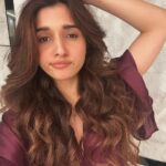 Nidhi Shah Instagram - Love is in the hair 😜