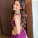 Nidhi Shah Instagram - Aur phir kuch yun hua k, apni he tasweer par dil agaya .. . Styled by @thedotdiary @thedottstyle Outfit by @irrauofficial Jewellery by @aquamarine_jewellery Makeup and hair by - @nishachandnanii Managed by - @diptishinde29