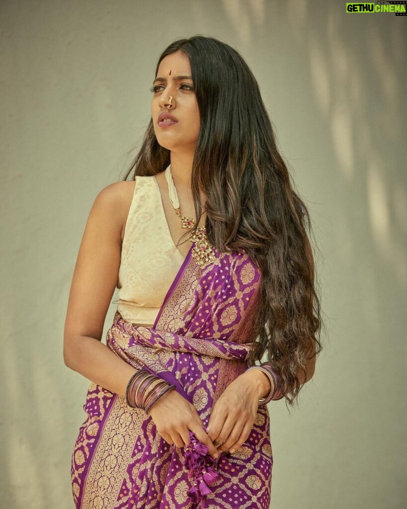 Niharika Konidela Instagram - Celebrating Goddess Mahagauri, the embodiment of grace and beauty. Purple depicts grandeur and nobility. . Shot by @arifminhaz Styled by @prashantiramesh Jewels @shopkitakaturi HMU @ravipasupuleti Photo Asst @__azmathajju @thema.rudrani Styling Asst - @phani__reddy