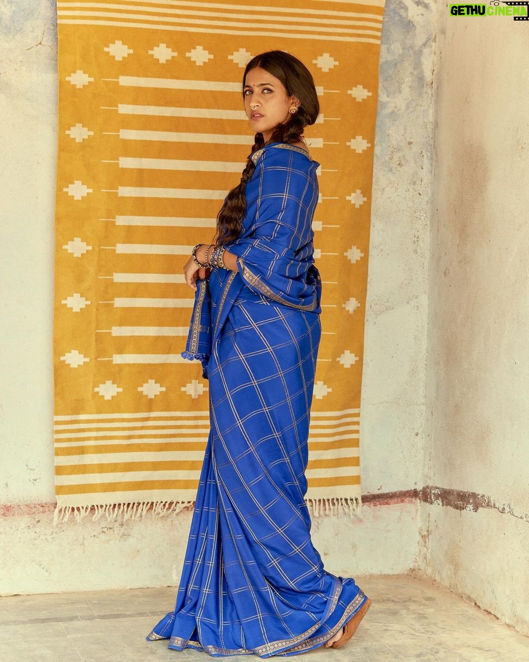 Niharika Konidela Instagram - Celebrating Goddess Kushmanda, the creator of the Universe 🌏 Regal blue signifies all creation and radiating strength . Shot by @arifminhaz Styled by @prashantiramesh HMU @ravi_pasupuleti Photo Asst @__azmathajju @thema.rudrani Styling Asst - @phani__reddy