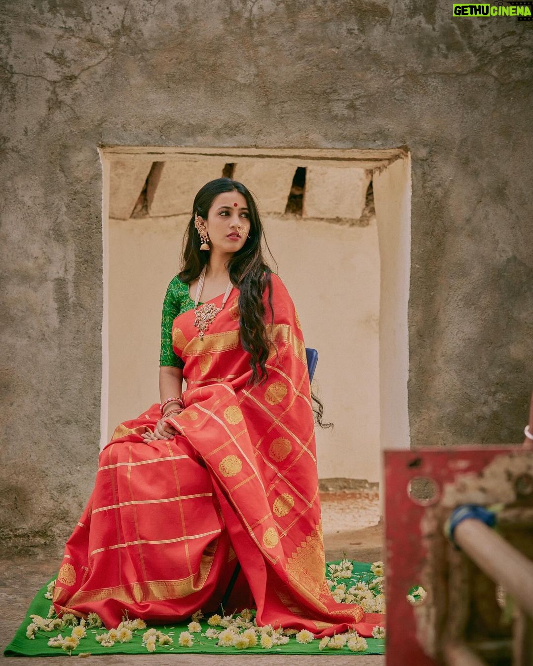 Niharika Konidela Instagram - Goddess Chandraghanta, a symbol of beauty and bravery Red signifies fierce and valiance. Shot by @arifminhaz Styled by @prashantiramesh Jewels @shopkitakaturi HMU @ravi_pasupuleti Photo Asst @__azmathajju @thema.rudrani Styling Asst - @phani_reddy