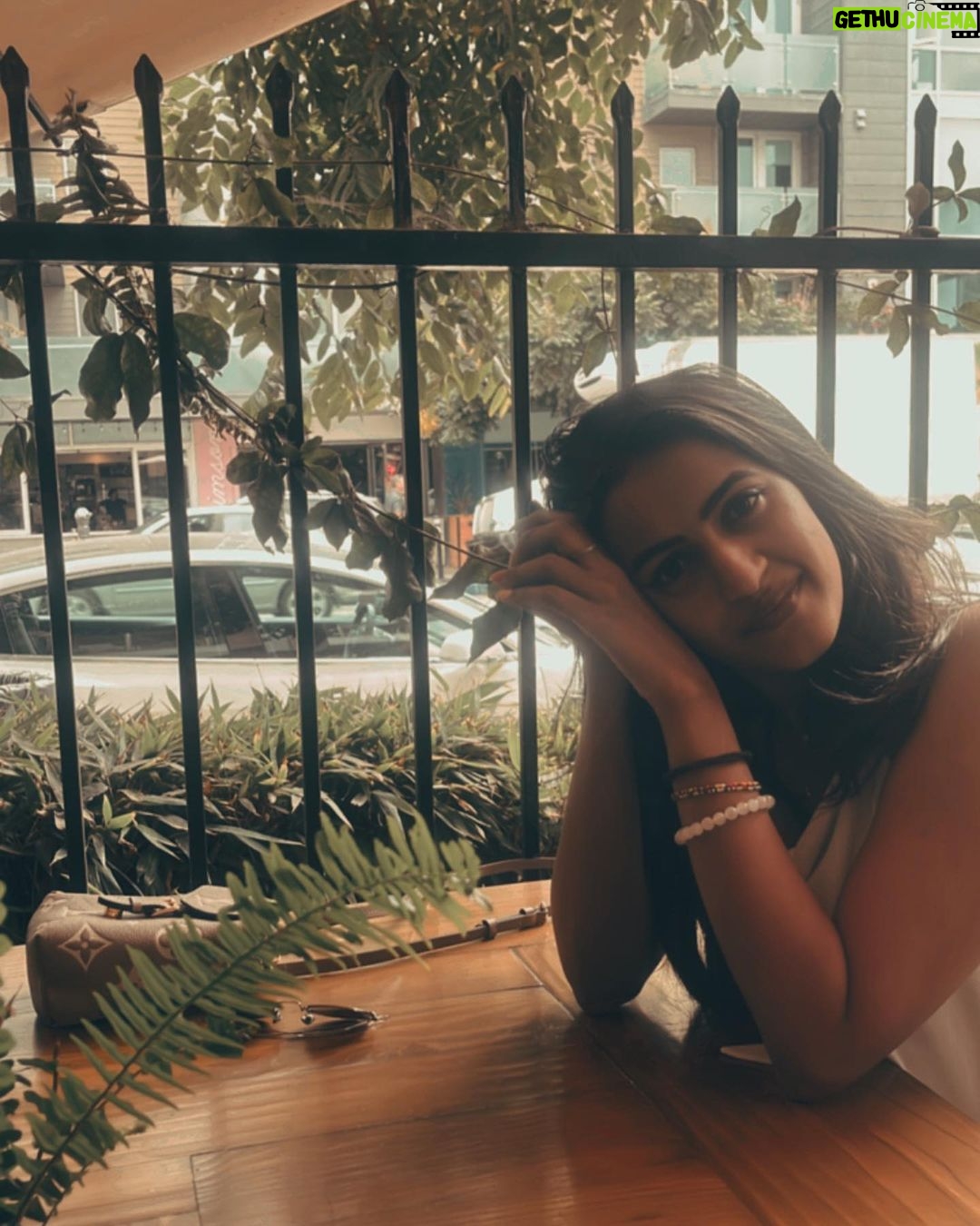 Niharika Konidela Instagram - Digital diary.. 📸 🇺🇸