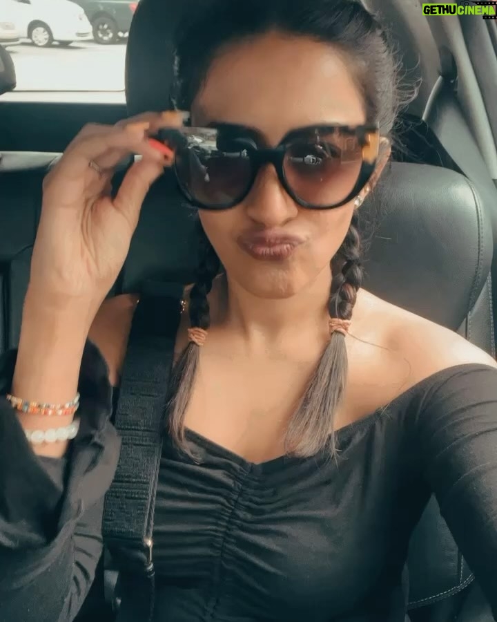 Niharika Konidela Instagram - Digital diary.. 📸 🇺🇸