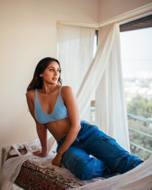 Nikita Dutta Instagram - Chillin 🐳🩵💙