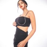 Nikita Dutta Instagram - Matte black with a hint of sparkle kinda energy 🖤 ✨ . . . . 📸: @deepak_das_photography Make up: @poonamsrv Hair: @guddetisavvy Styled by @vidyulaa Assisted by @fpramod Wearing @ranbirmukherjeeofficial Earrings by @houseofmitti