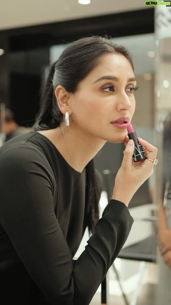 Nikita Dutta Instagram - Elevate your beauty game with NARS – my go-to for that flawless look! 🔥💋 There are no rules when it comes to beauty. Watch me as I pick my essentials from NARS and create my go-to look!🔥✨ Experience the best seller shade today at Shoppers Stop- available at www.shoppersstop.com and the Shoppers Stop Store👇🏻 Available at: 📍R city mall, Mumbai 📍Ambience Mall, Vasant Kunj, New Delhi 📍South City Mall, Kolkata #ShoppersStop #NARSIndia #NARSCosmetics