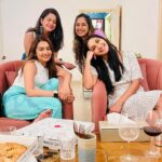 Nikita Dutta Instagram - Yesterday’s dump. It’s been a year of some amazing experiences and some lessons learned the hard way. Can only be grateful for both. 🧿 🙏 Thank you for every wish I received yday. Was a lovely day with my favourite humans and great food around 😬🩷