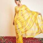 Nikita Dutta Instagram - In a yellow saree showering your feed with yelloads of love. 💛 🌹 . . . . . . 📸: @saurabh_sonkar HMU: @dellsi.mody @hairstylebysudha Saree: @sobariko Accessories: @ut_jewellery_by_harveen @goldenwindow @ishhaara Styled by @shrushti_216