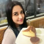 Nikita Dutta Instagram - Cheesecake or a tart for breakfast? 🤔 the answer is both 🤓 . . . #SweetToothProblems 🌸