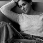 Nikita Dutta Instagram - It’s never just black and white. Plenty of Greys in between. 🖤🩶🤍 . . . . 📸: @atulkasbekar Assisted by @rahulsawant Make up: @amrinmukhimua Hair: @hairbyprem Styled by @malvika_tater