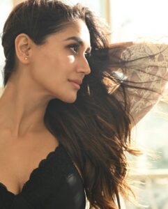 Nikita Dutta Instagram - You caught me staring, but I caught you staring back 😉🖤 . . .