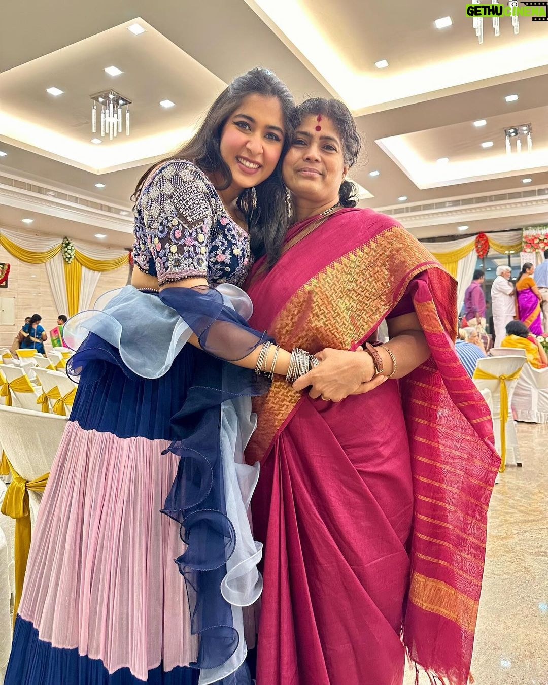 Nikita Sharma Instagram - It’s the 3rd picture for me 🥹 My best friend is all grown up! ♥️ 13 years of knowing you and and me finally crying tears of joy at your wedding. Feels like a full circle moment. ☺️✨ My lehenga is by @the_adhya_designer ✨ Chennai, India
