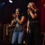 Nikki Garcia Instagram - When I tell you I have the coolest job in the world… I really do! 🥹🙌🏼💋 Can’t tell you how lucky I feel to host this show! Especially with two incredibly genuine and cool icons @blakeshelton & @carsondaly !! 🤠🍻🤠🧲 We are less than 30 mins away from the SEASON FINALE of @barmageddonusa and we have one of the coolest and most fun woman in country music today taking Blake on tonight @laurenalaina !!! We all had SO much fun!! Tune in! Or if you’re headed to bed set those DVR’s! 11pm EST only on @usanetwork 💋💋💋💋 Want to send some love to the entire Barmageddon fam! They made one incredible season! Love working with this team! Not only is everyone so cool and fun, they all work so damn hard! Here’s to all of you behind the scenes! 💋🍻❤️‍🔥