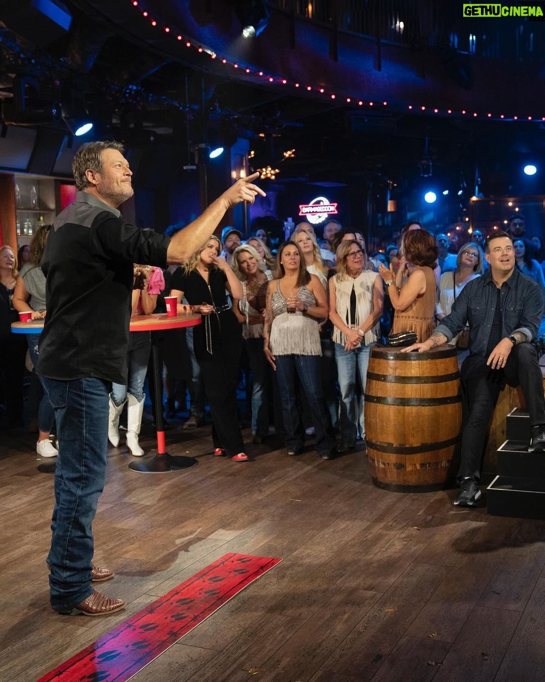 Nikki Garcia Instagram - When I tell you I have the coolest job in the worldโฆ I really do! ๐ฅน๐๐ผ๐ Canโt tell you how lucky I feel to host this show! Especially with two incredibly genuine and cool icons @blakeshelton & @carsondaly !! ๐ค ๐ป๐ค ๐งฒ We are less than 30 mins away from the SEASON FINALE of @barmageddonusa and we have one of the coolest and most fun woman in country music today taking Blake on tonight @laurenalaina !!! We all had SO much fun!! Tune in! Or if youโre headed to bed set those DVRโs! 11pm EST only on @usanetwork ๐๐๐๐ Want to send some love to the entire Barmageddon fam! They made one incredible season! Love working with this team! Not only is everyone so cool and fun, they all work so damn hard! Hereโs to all of you behind the scenes! ๐๐ปโค๏ธโ๐ฅ