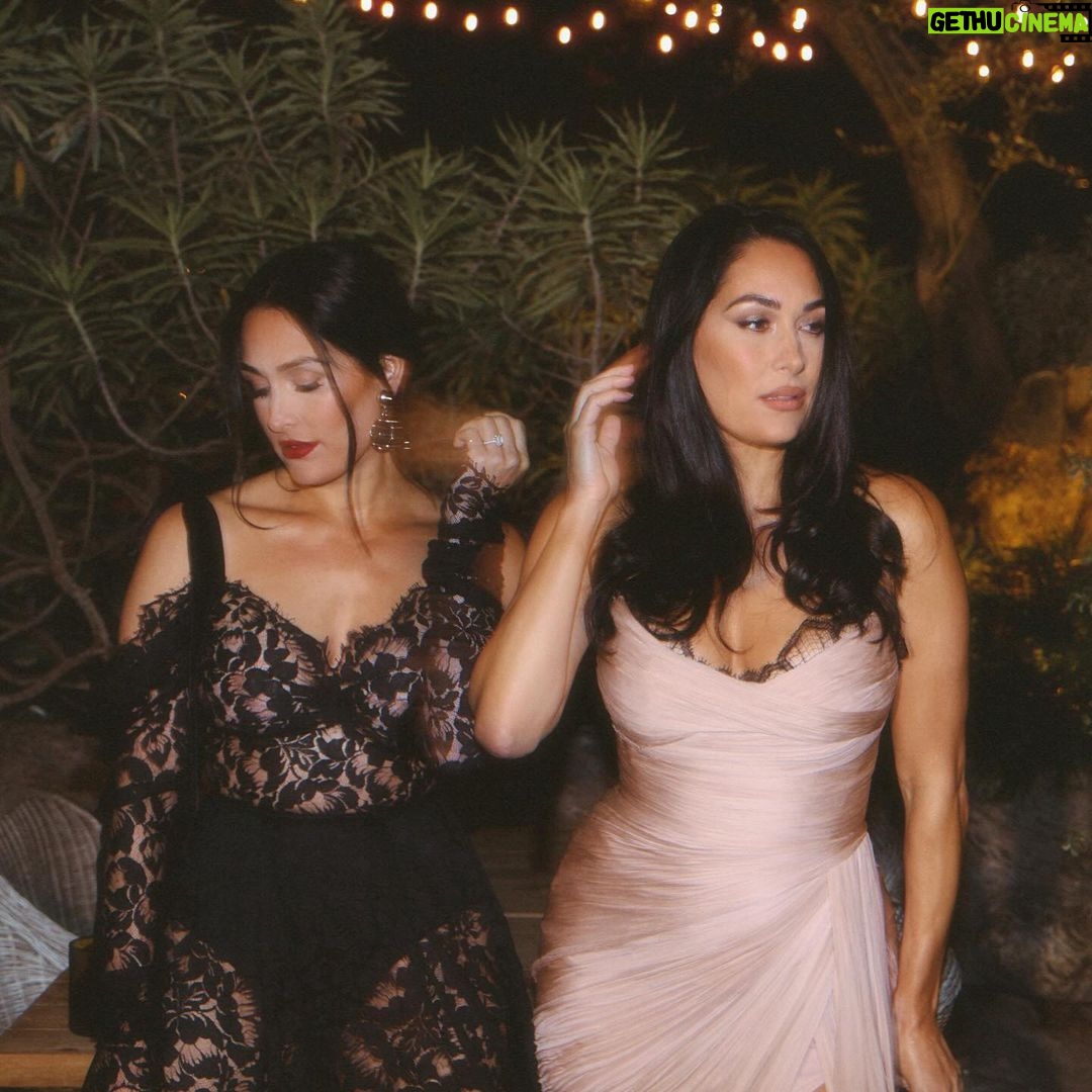 Nikki Garcia Instagram - AMAZON MGM STUDIOS VANITY FAIR PARTY Fun evening surrounded by incredibly talented people. Excited to present 3 Emmys tonight for 3 incredible categories at the Creative Arts Emmys! Good luck to everyone tonight and at the Golden Globes! Congrats to everyone who won last night as well! ๐โจ๐ค @nataliesaidi you created magic with only a few hours to find a dress! Love you! Canโt wait for tonight as well! Youโre the best! ๐ Glam by @honeybeileen & @cayleejolene And give up for Honey Bโs hubby Stevie @steilimagestudios on taking those first few pics ๐๐ผ