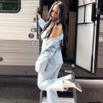 Nikki Garcia Instagram – Chambray is @nikkigarcia’s OOTD! 💙🤩💙 #Barmageddon drops MONDAY at 11/10c on @USANetwork!