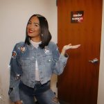 Nikki Garcia Instagram - Bringing the Barmageddon vibes to the @nbcthevoice last night! ✨🤍🍻❤️🎄💋🎅🏻 Who saw the Holiday Bartacular last night on @nbc ?!?! If you missed it you can go stream it now on @peacock !!! 🧑🏻‍🎄🎯🍷 Also make sure to catch up on last night’s episode on @usanetwork on demand or the USA app!!! I won’t spoil who won between @fluffyguy and @jellyroll615 !!! 🙌🏼🙌🏼🙌🏼🙌🏼