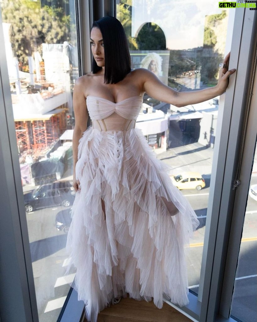 Nikki Garcia Instagram - What a beautiful evening with such incredibly talented people. Congrats to all the EMMY winners and nominees! ✨🤍🏆 Thank you to my glam team for making me feel like my version of being a princess for a night 😍 @nataliesaidi @honeybeileen @paulnortonhair And to @steilimagestudios for the amazing photos! 📸💋