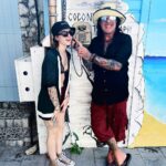 Nikki Sixx Instagram - Having the best vacation with my daughter Frankie. She’s such a strong woman and inspiration. ♥️🌊🌴