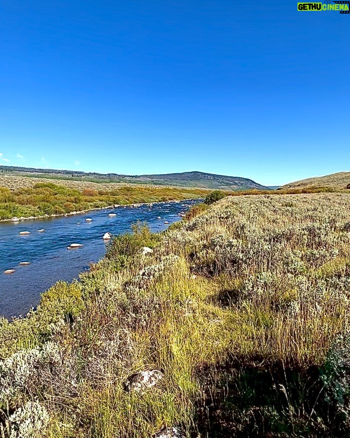 Nikki Sixx Instagram - Up on the Green River today with my friend Neal…Beautiful drive and great day fishing….#Wyoming 🎣 Green River Lake Wyoming