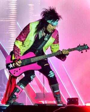 Nikki Sixx Instagram - That’s a wrap.We’re heading #HomeSweetHome.  Thank you everybody that came out to the shows- We will be back- @motleycrue