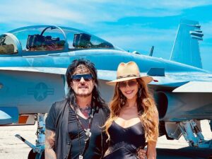 Nikki Sixx Instagram - Every since I became a fighter pilot I’ve been pulling hot chicks. @how2girl
