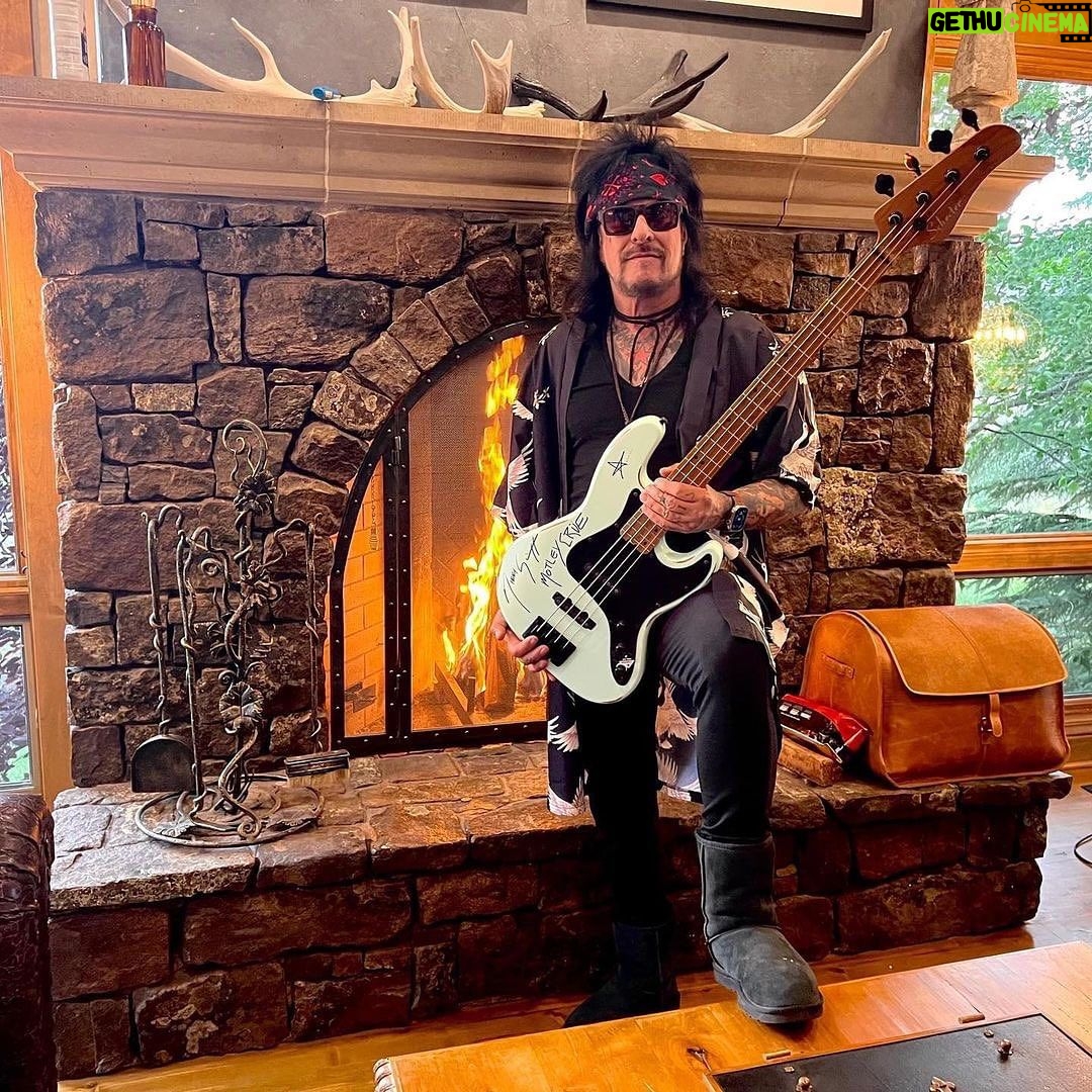 Nikki Sixx Instagram - Bid and support. Proud to help out -Repost from @laurenmonroelive • It’s that time again! Now through #VeteransDay 11/11, @ravendrumfoundation has launched their annual #12DrummersDrumming auction. You can join @rickallenlive, fellow musicians and drummers to support our mission and bid on some truly fantastic and unique items. This all goes towards our efforts to serve, educate and empower trauma survivors and communities in crisis, with a focus on Veterans and First Responders. We need to thank @motleycrue’s @nikkisixxpixx, who graciously donated a piece of rock history with a limited edition Schecter Signature Feelgood Edition "J4 Sixx" Bass in honor of 30 years since the release of Dr. Feelgood. Roughly 100 of these limited edition throwback color basses are being made and will be individually numbered and distressed. Lots more to come! 🥁 Place your bids and support our mission now at Drummers.givesmart.com! 🥁 #12drummersdrumming #ravendrumfoundation #veterans #rockauction #auction #nikkisixx #motleycrue #bass #drfeelgood #auction #veteransday Jackson, Wyoming
