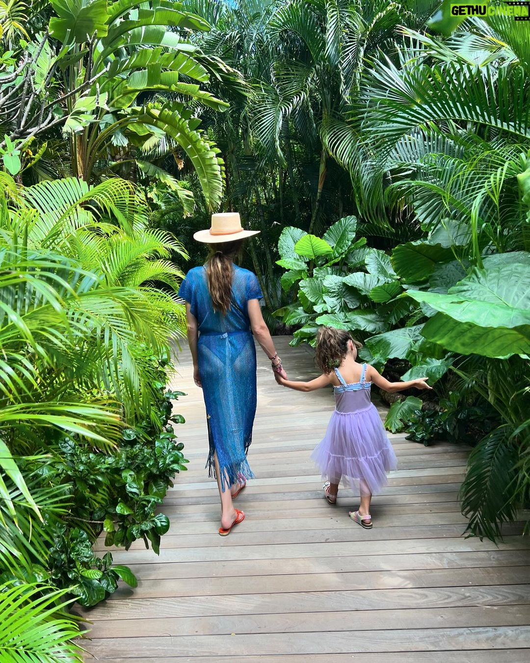 Nikki Sixx Instagram - Lots of recharging and family time.May is coming up fast.