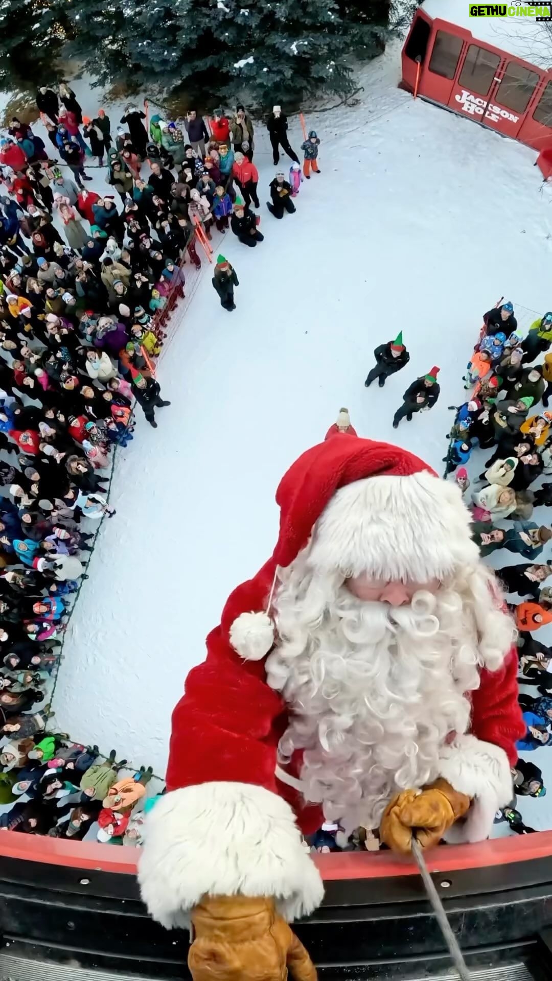 Nikki Sixx Instagram - Only in Jackson Hole. 🎅 ⛷️ ❄️ :)