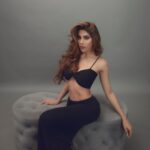 Nikki Tamboli Instagram - Attracting is what I do💫🌟😌