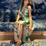 Nikki Tamboli Instagram - Are you in love with my AURA…???🌵💚🌹 . . . . . . . . . . . . Outfit: @mandirawirkhq . . . #green #vibe #floral #goa