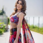 Nikki Tamboli Instagram - 🌈 . . . . . . . Outfit: @surabhi.gandhi H&M: @celebsmakeupbysejal