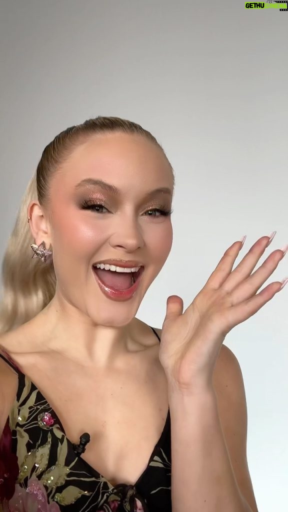 Nikkie de Jager Instagram - turning @zaralarsson into my TWIN?! 😱💕 watch the full video on my channel now! 🍿