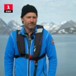 Nikolaj Coster-Waldau Instagram - That was amazing. Thanks to @nunatakadventures for showing us this unique place just outside Tasiilaq in Greenland. And that was indeed the largest size helmet they had. If you are in DK then tonight at 20.45 or go to dr.dk - N
