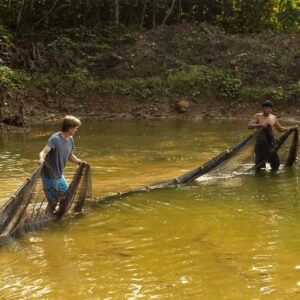 Nikolaj Coster-Waldau Instagram - I also love fishing and got to fish for our breakfast at the alto chivis community . The fisheries provide a sustainable great source of income that creates opportunities for a lot of families here in the middle of Amazonas. And. The food was delicious 😋remember to look out for our film on the 18th @imdb #globalgoals #climateaction
