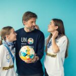 Nikolaj Coster-Waldau Instagram – Years ago I was working in Australia and brought my kids with me. Filippa was worried about falling behind at school until her teacher told her : ‘ filippa, there are many ways to learn and one of the best is by travelling’ This week in NY i got to expose them to the madness of the UN and a lot of great passionate people dedicated to making our world a little better.. they enjoy it. And it doesnt hurt we are in NEw York City :-) @undp @ggwcup