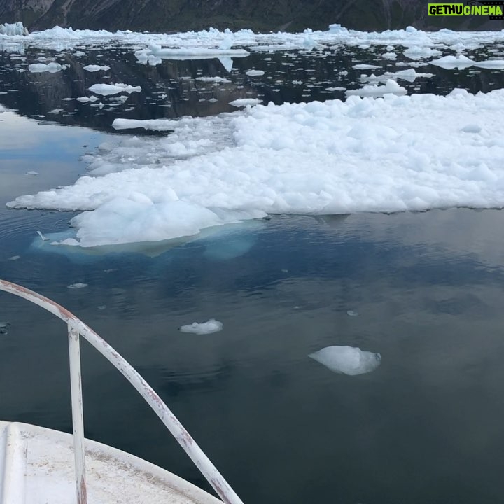 Nikolaj Coster-Waldau Instagram - Trying to get to the airport after incredible month up north #greenland #backtothe(un)realworld