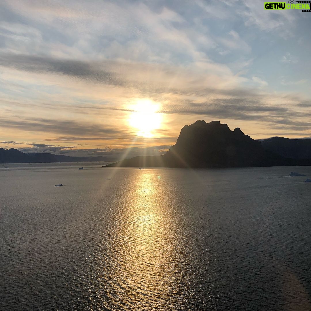 Nikolaj Coster-Waldau Instagram - Trying to get to the airport after incredible month up north #greenland #backtothe(un)realworld