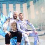 Nikolay Baskov Instagram - Праздничное настроение и технологии расширенной реальности - мюзикл «Новогодняя сказка» на стихи Михаила Гуцериева @gutserievmedia.official ❗️❄️🎄 Смотрите 31 декабря в 18:00 на НТВ @ntvru @yulia_sumacheva @weitmedia #вайтмедиа #weitmedia #нтв #новыйгод
