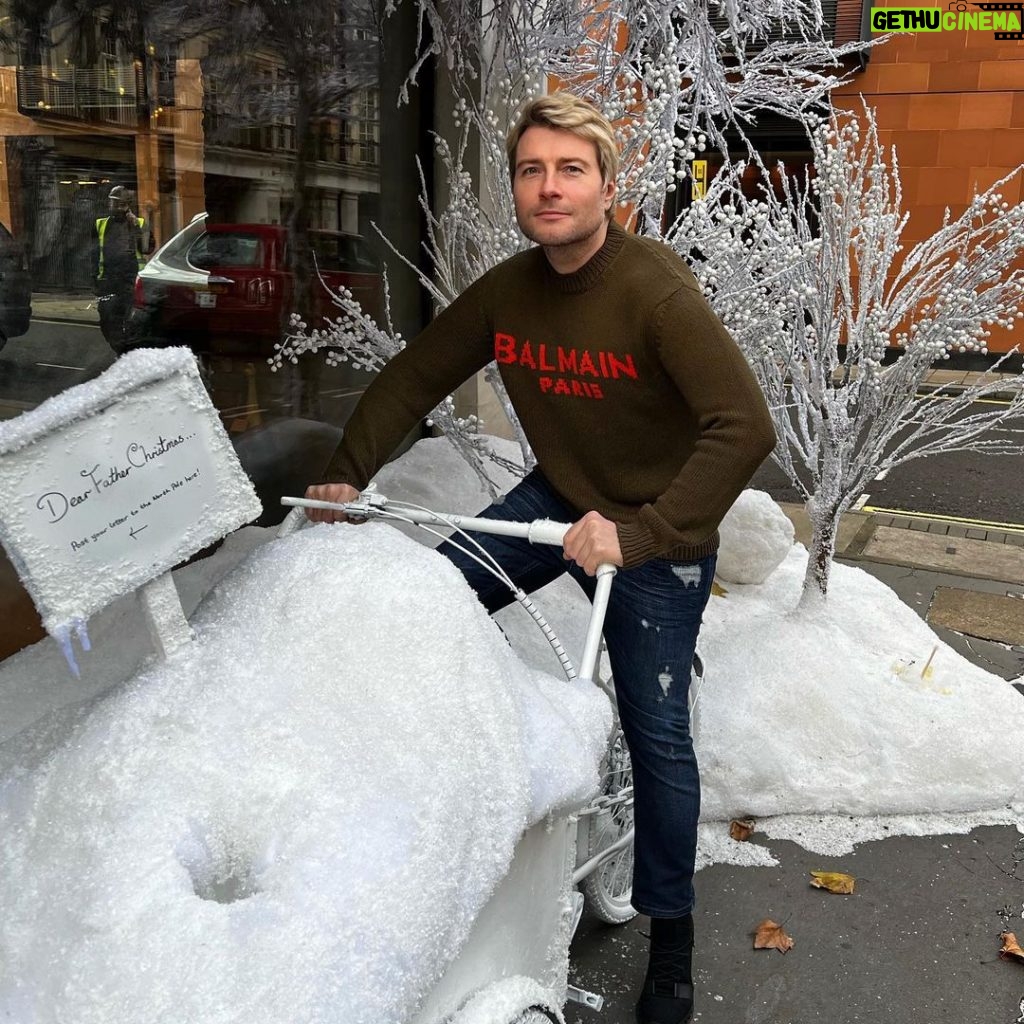Nikolay Baskov Instagram - Однажды в Лондоне 🤪с первым днём зимы всех 🔥 London, United Kingdom