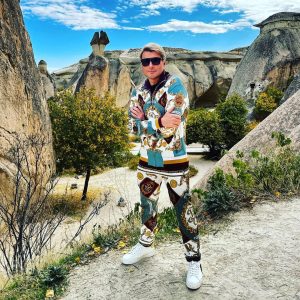 Nikolay Baskov Instagram - В невероятном месте 💥💥💥